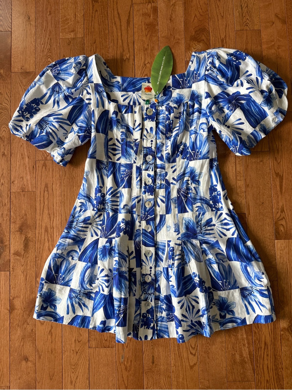 Farm Rio Garden tiles plaid off-white mini dress linen, size medium NWT